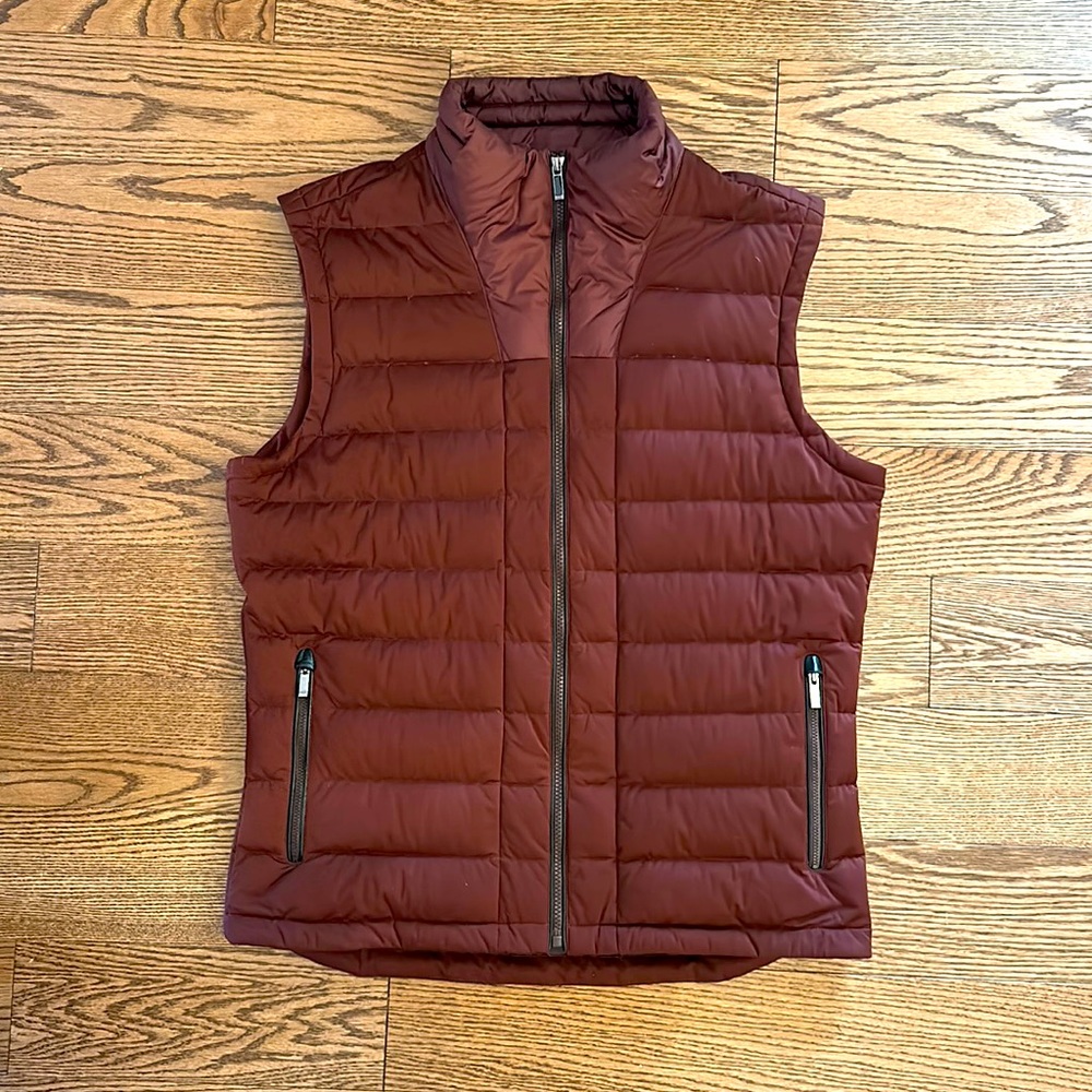“Like New” condition!  Zegna Sport Body Warmer Project, quilted vest, Burgundy